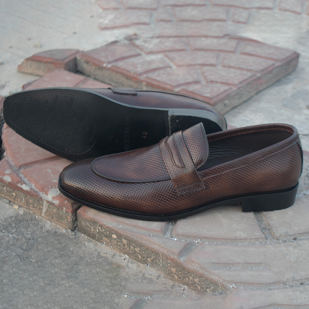Brown Dynamo Dotted – Penny Loafer Premium