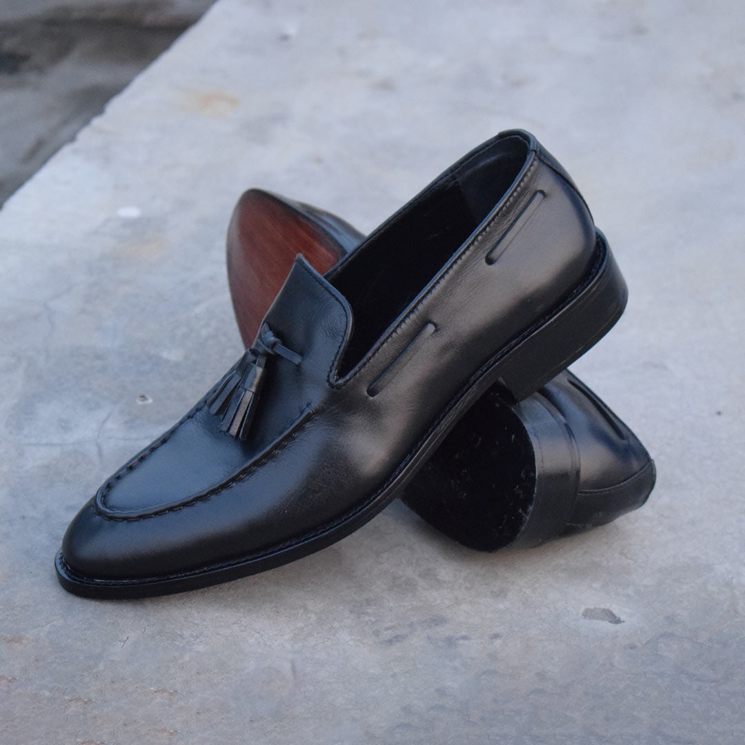 Albert Black – Premium Tassel Loafer