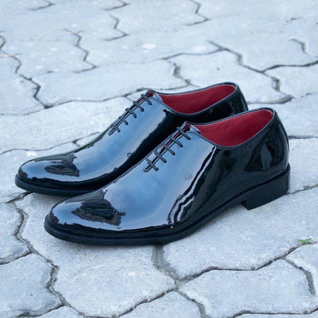 Black Patent Whole Cut Shoes – Premium